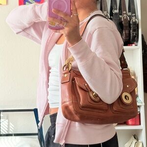 Meet your Posher, Geidi